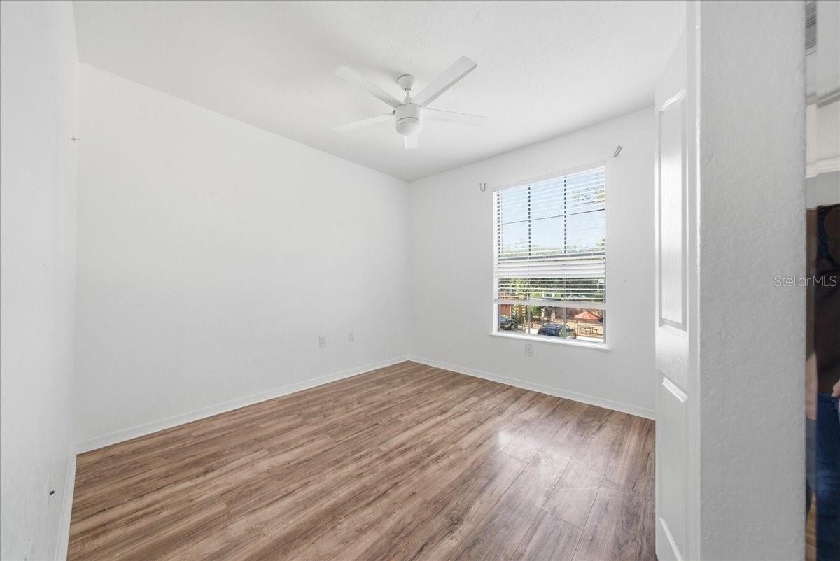 SERENATA CONDO - Residential