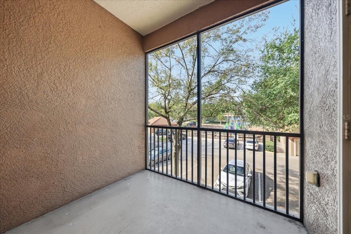 SERENATA CONDO - Residential