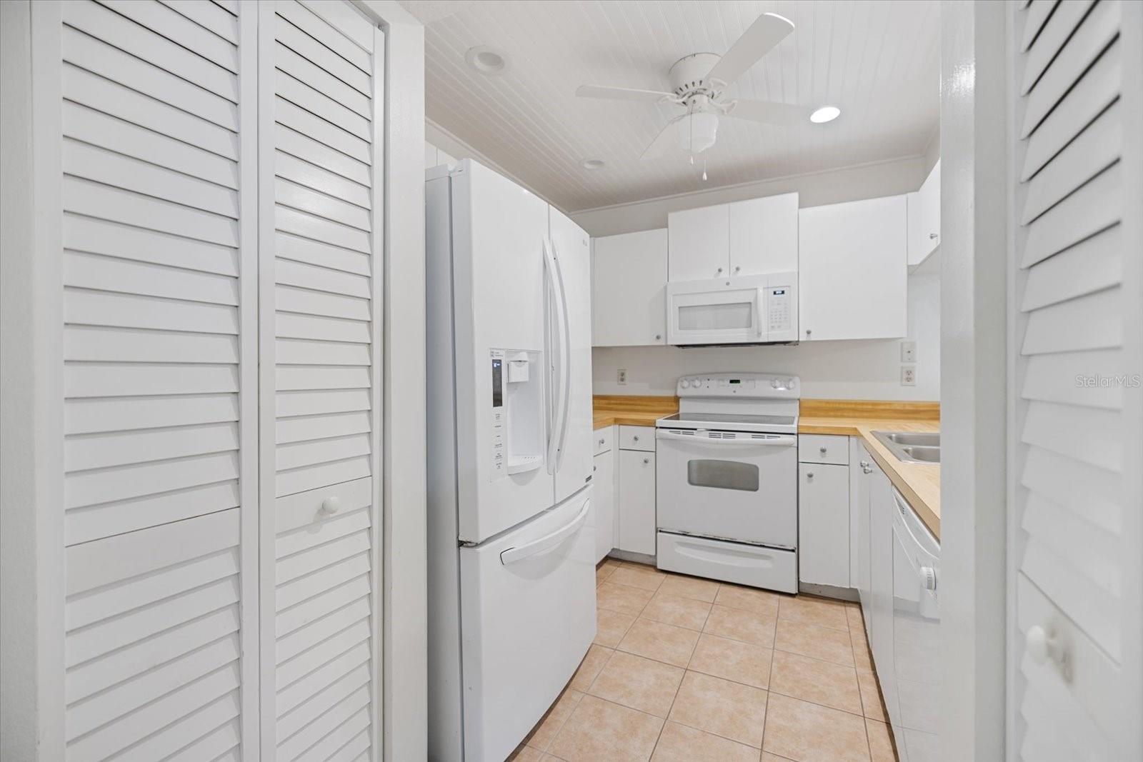 BIRD BAY V - Residential