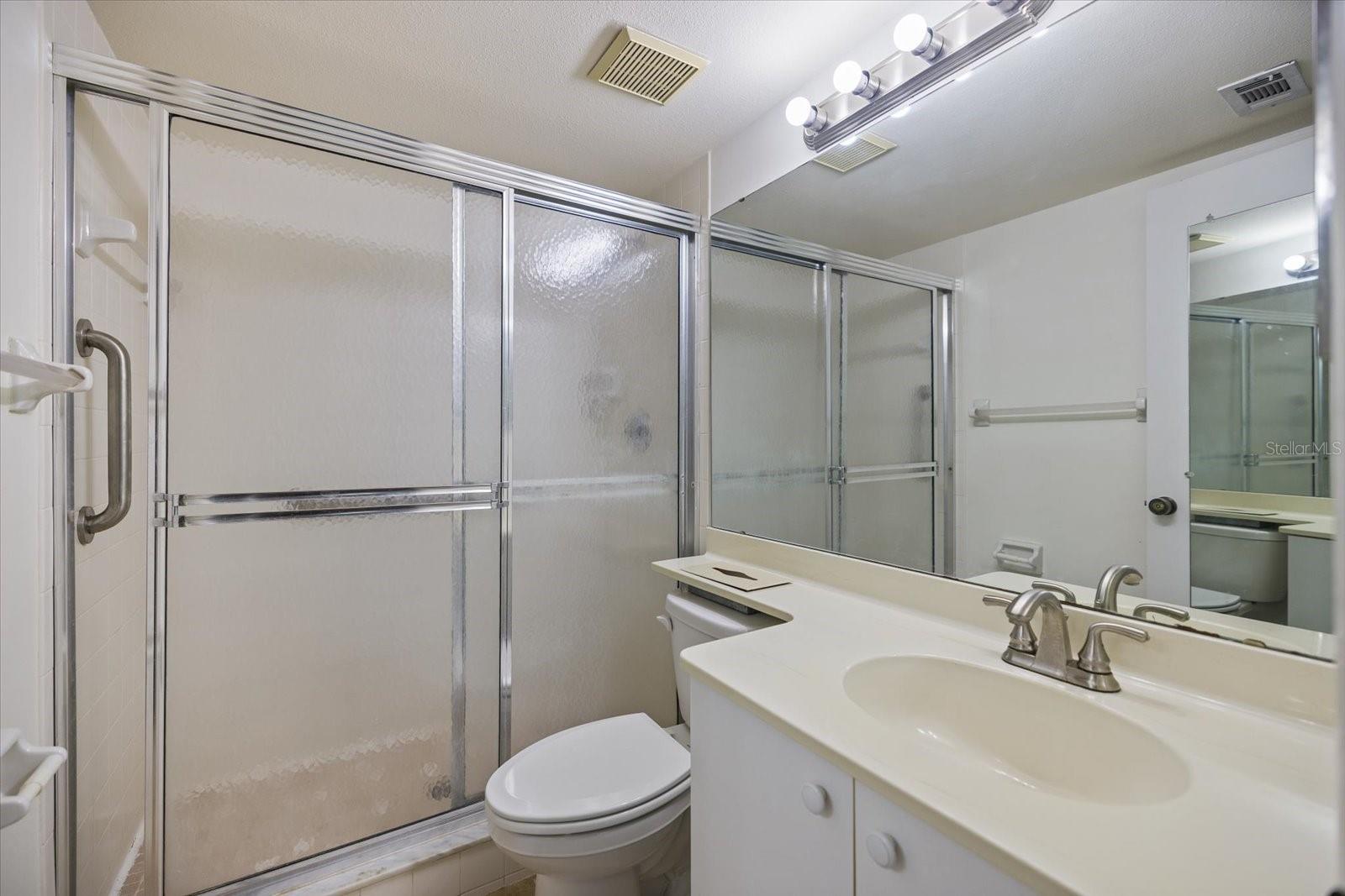 BIRD BAY V - Residential