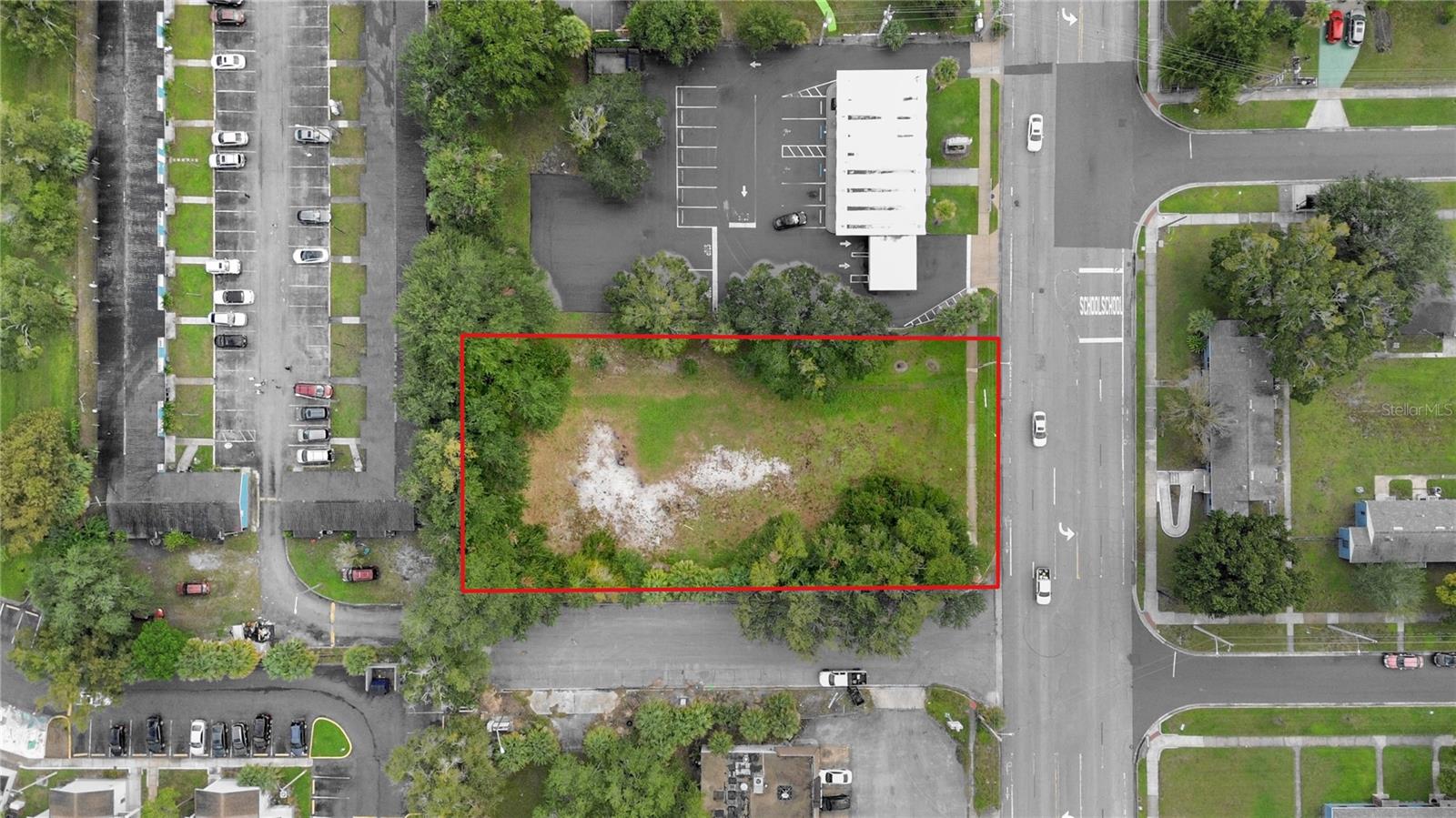 VINELAND ESTATES - Land