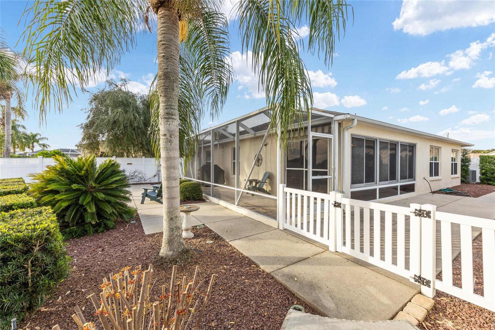 7872 SE 171ST VICTORIA LANE