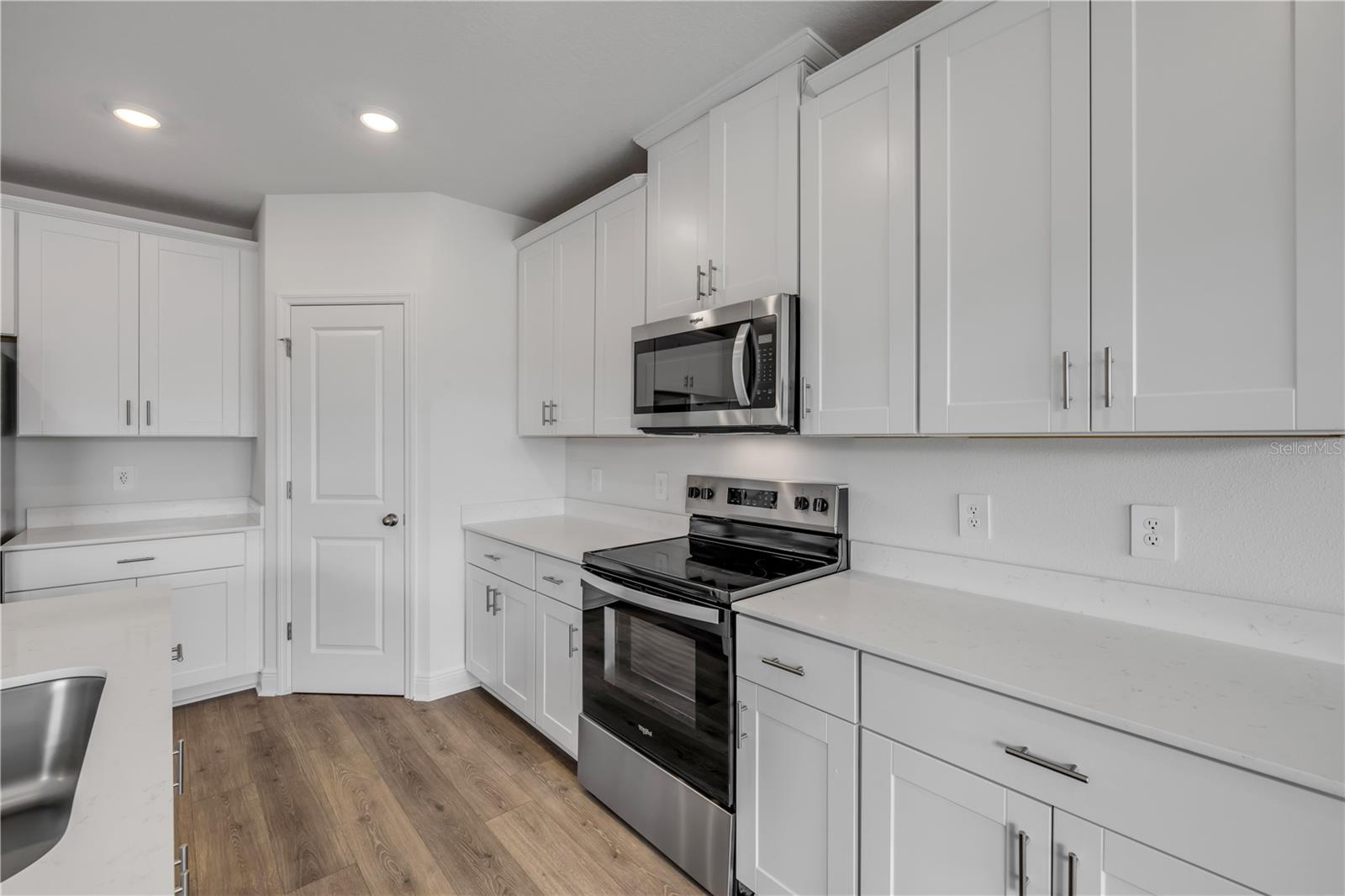 THE RESERVE AT HAMMOCK OAKS - Residential