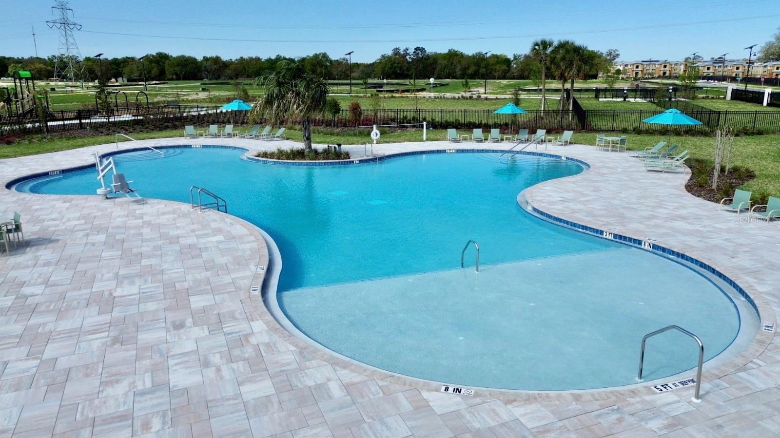 THE RESERVE AT HAMMOCK OAKS - Residential