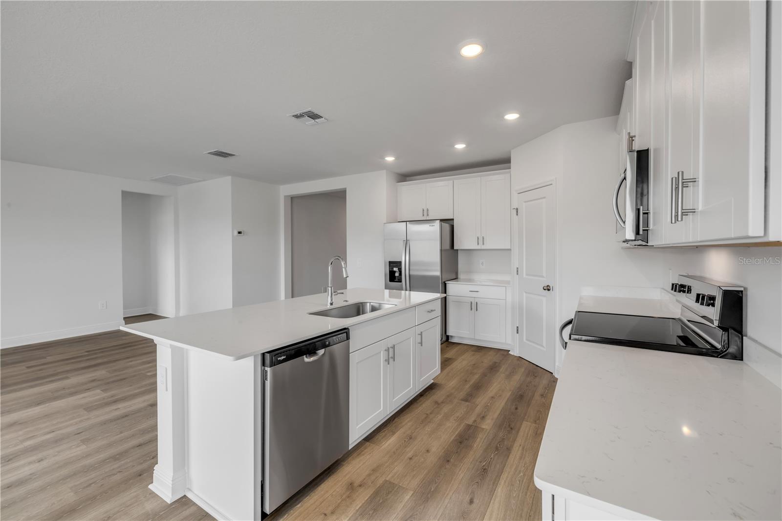 THE RESERVE AT HAMMOCK OAKS - Residential