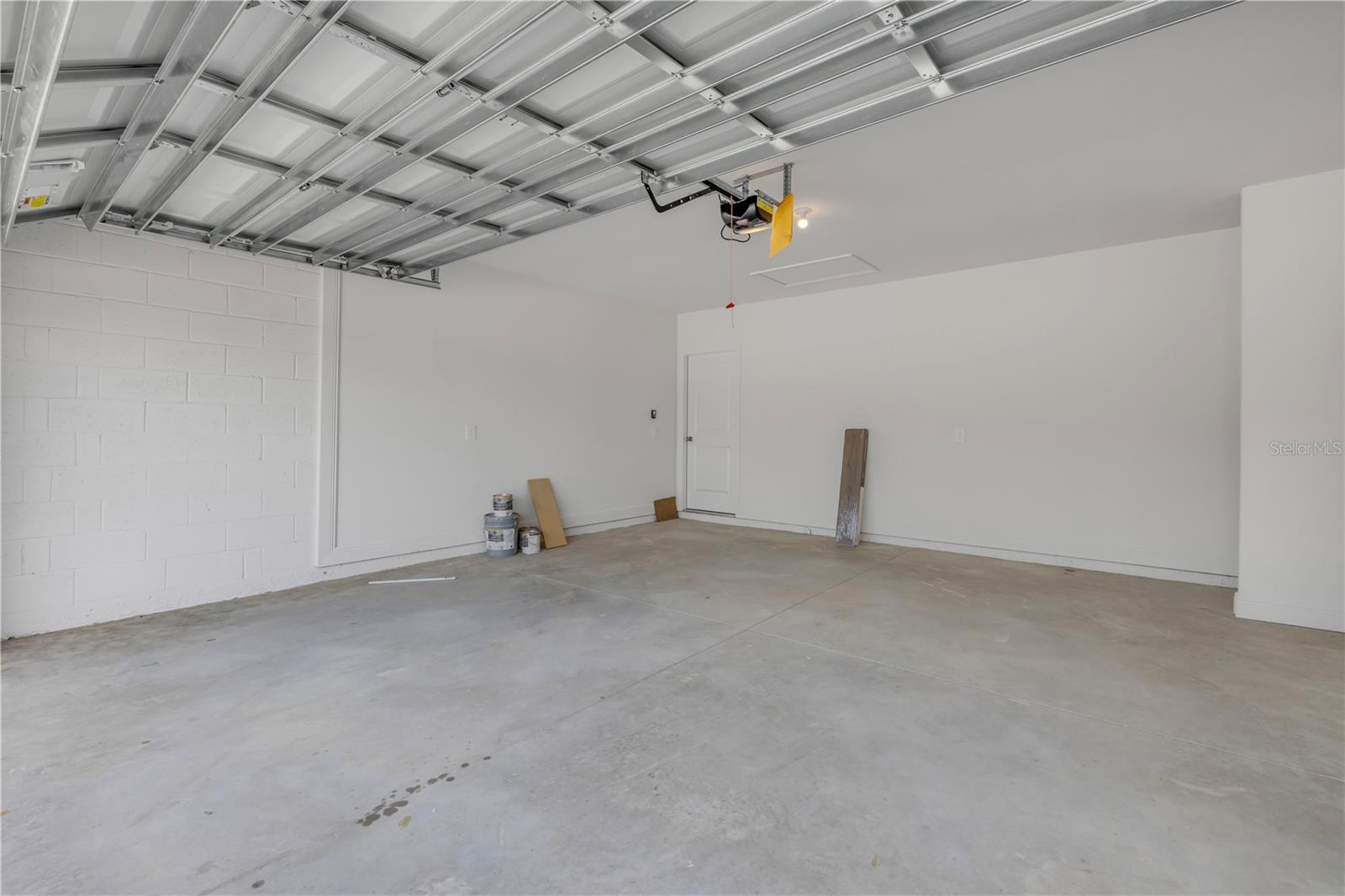 THE RESERVE AT HAMMOCK OAKS - Residential