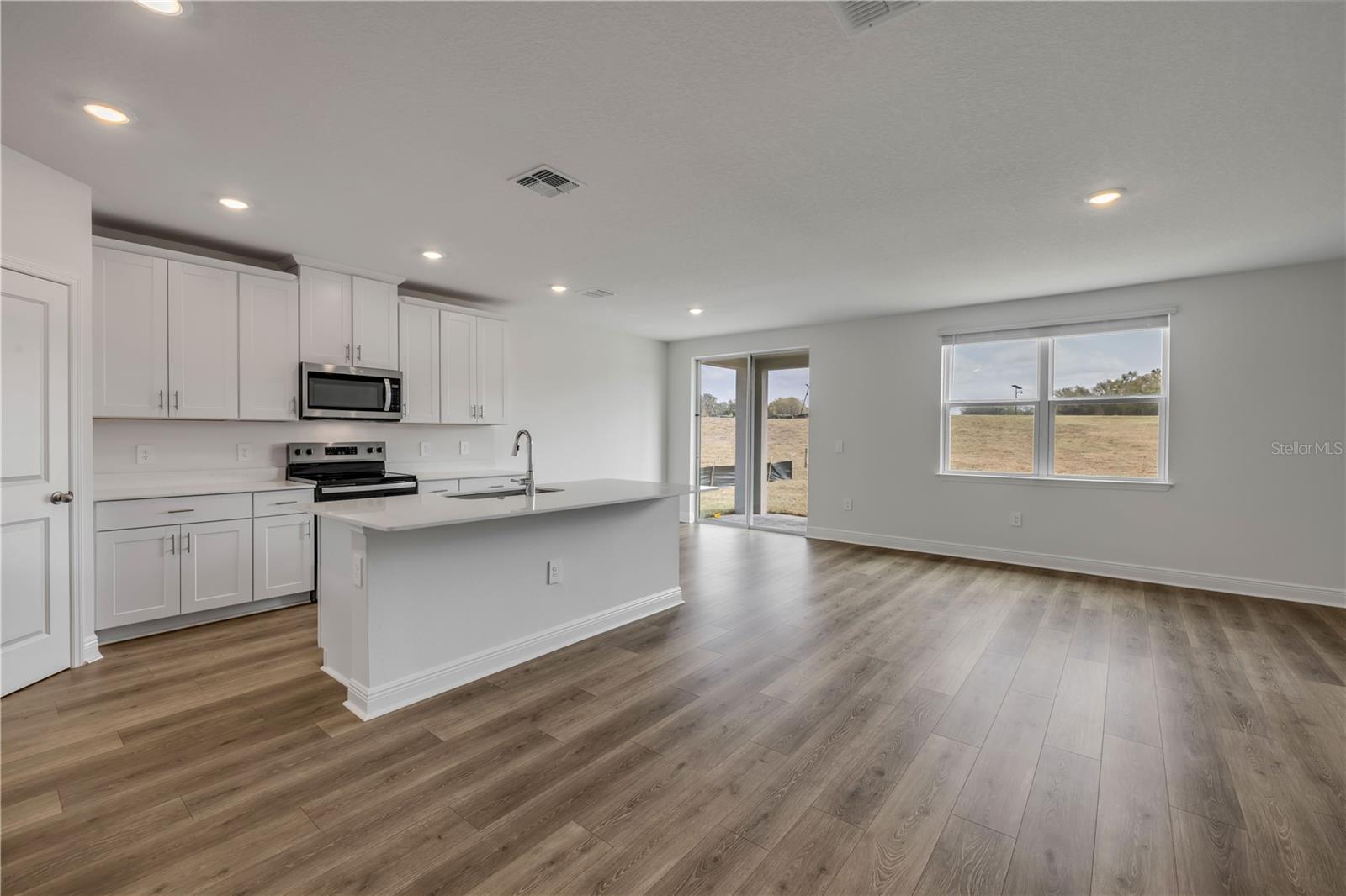 THE RESERVE AT HAMMOCK OAKS - Residential