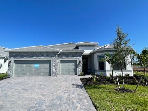 4834 EMPIRE LANDING RUN LAKEWOOD RANCH FL 34211