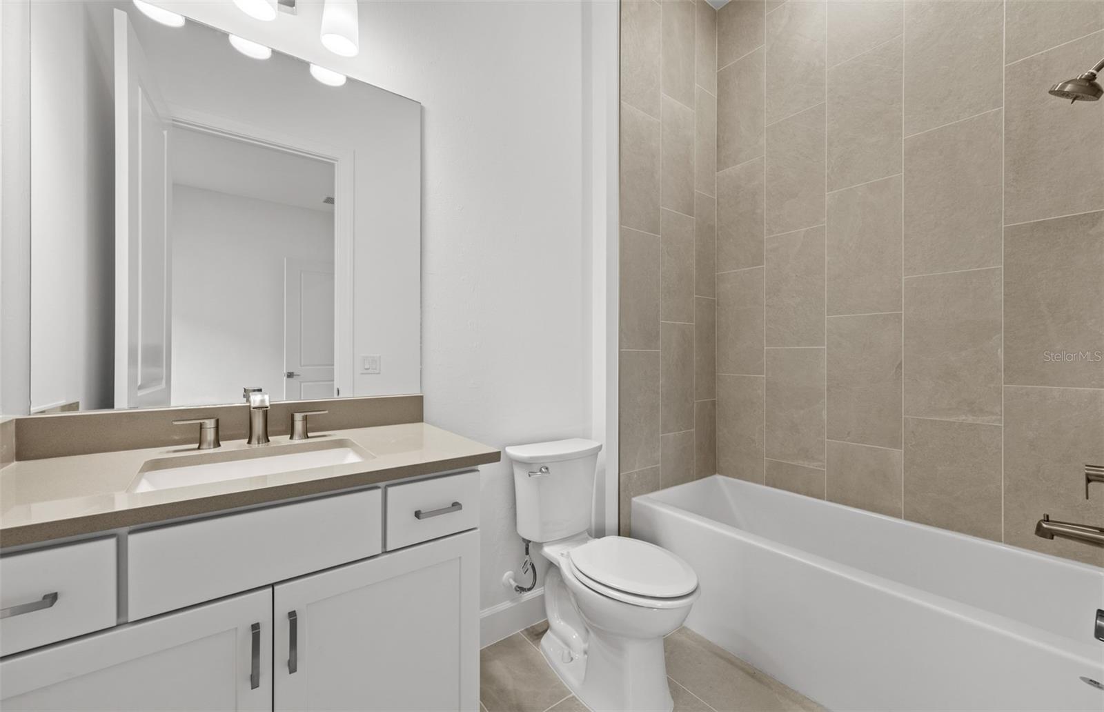 4632; DEL WEBB CATALINA AT LAKEWOOD RANCH - Residential