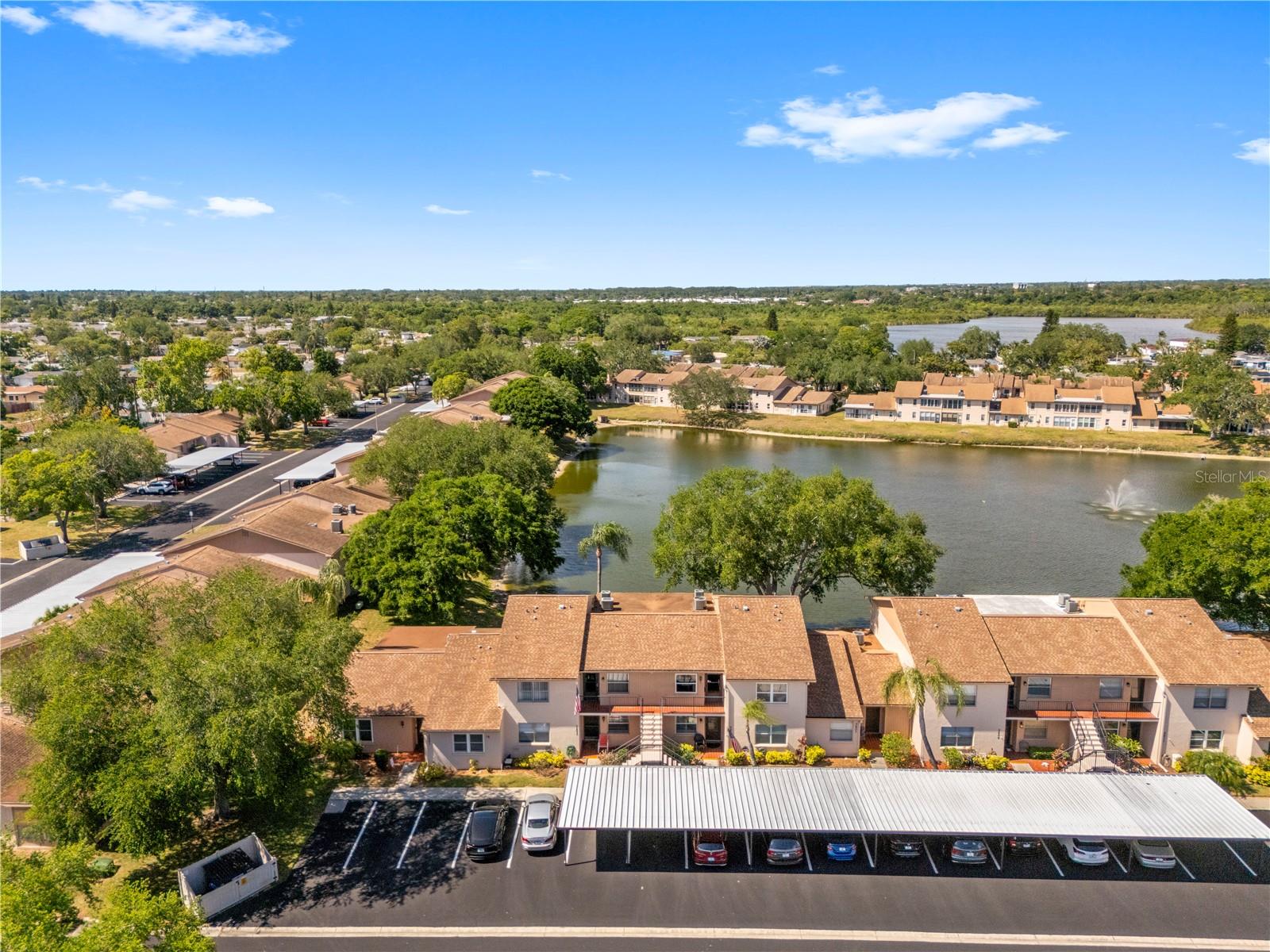 HOLIDAY LAKE VILLAS CONDO - Residential
