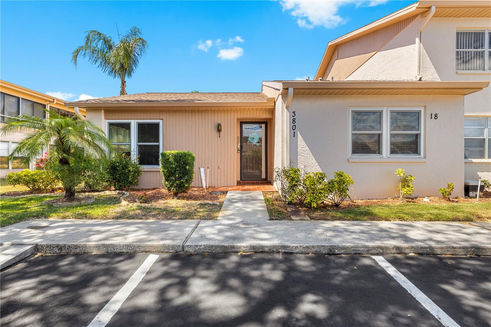 HOLIDAY LAKE VILLAS CONDO - Residential