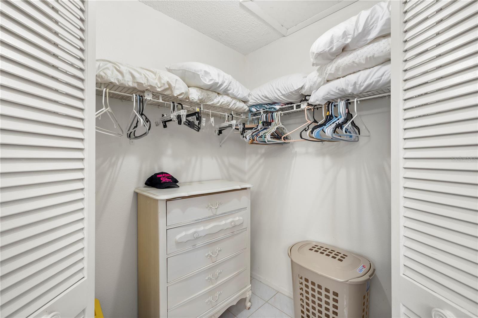 HOLIDAY LAKE VILLAS CONDO - Residential