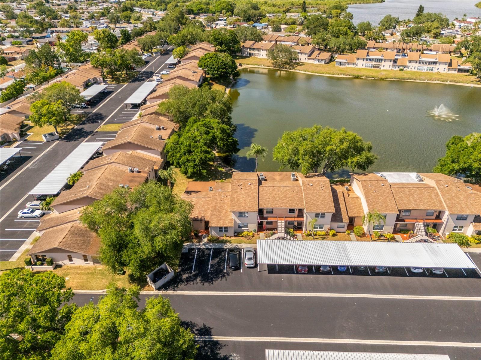 HOLIDAY LAKE VILLAS CONDO - Residential