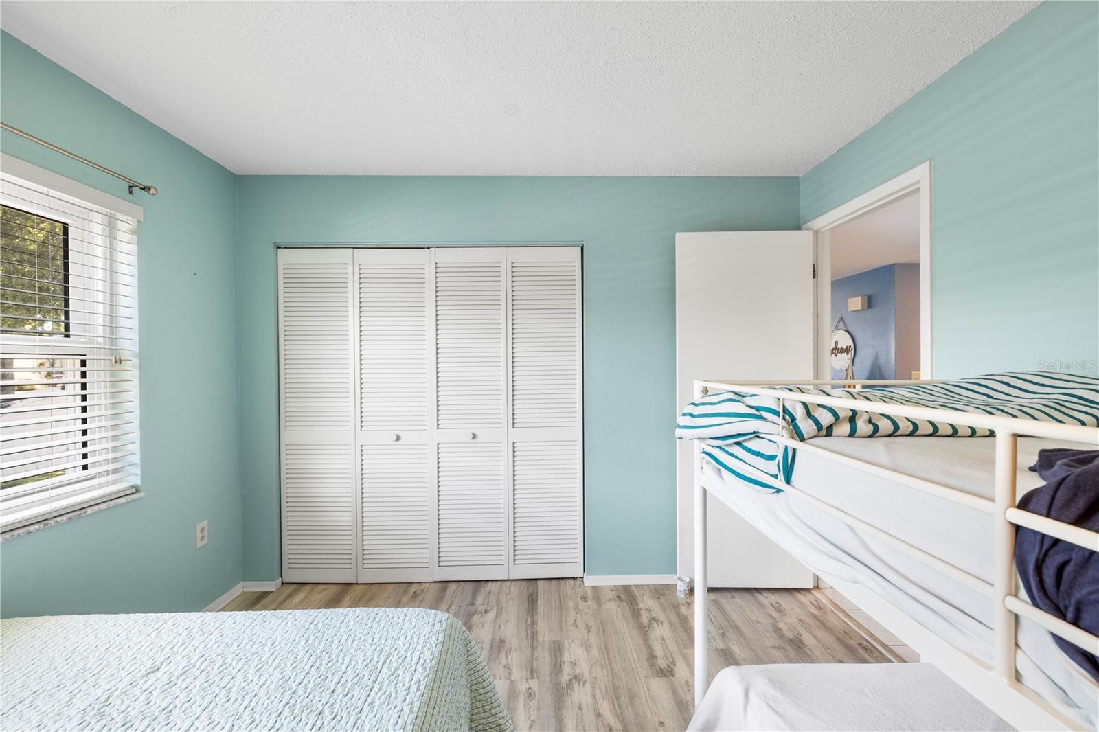 HOLIDAY LAKE VILLAS CONDO - Residential