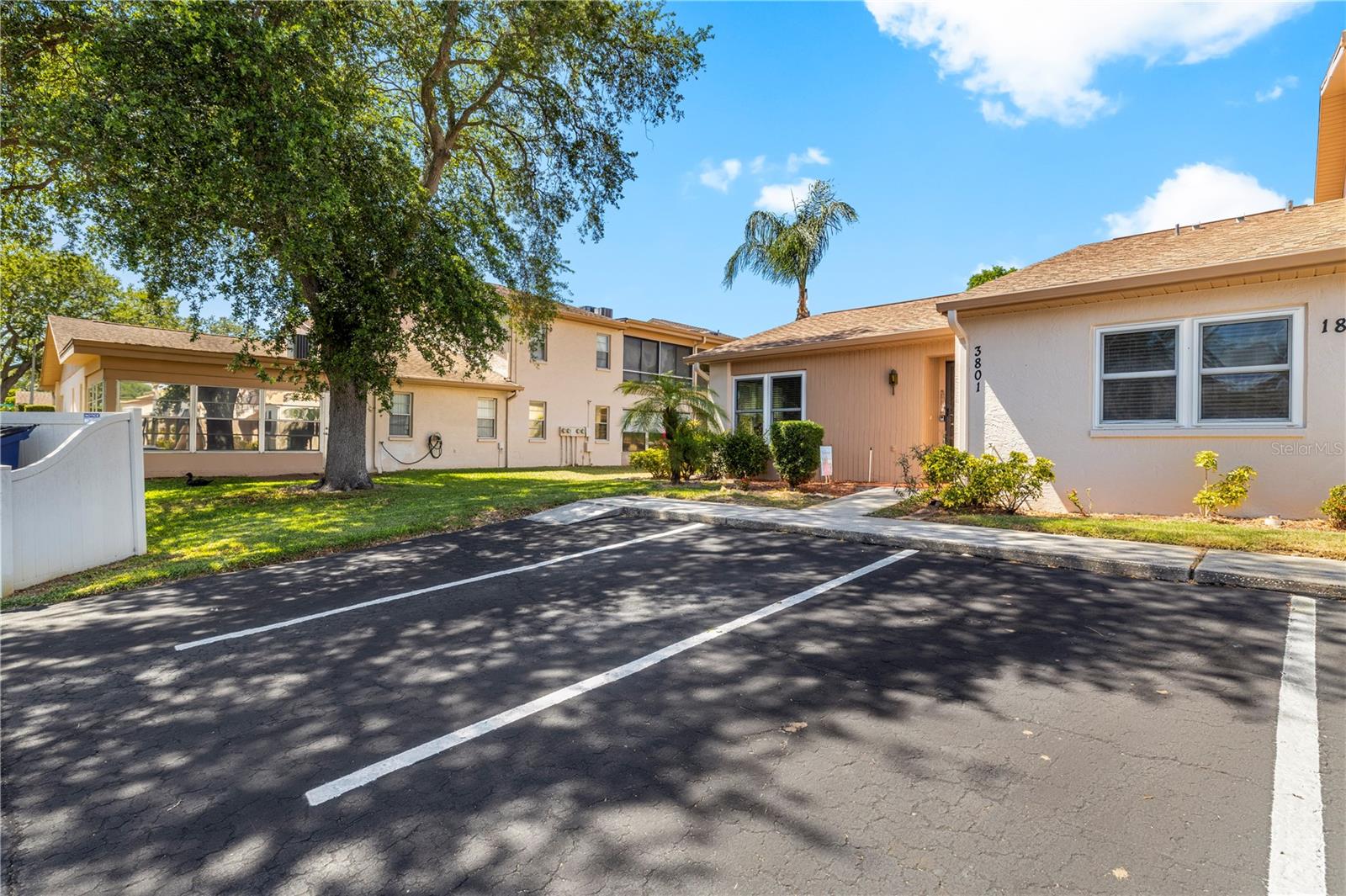 HOLIDAY LAKE VILLAS CONDO - Residential