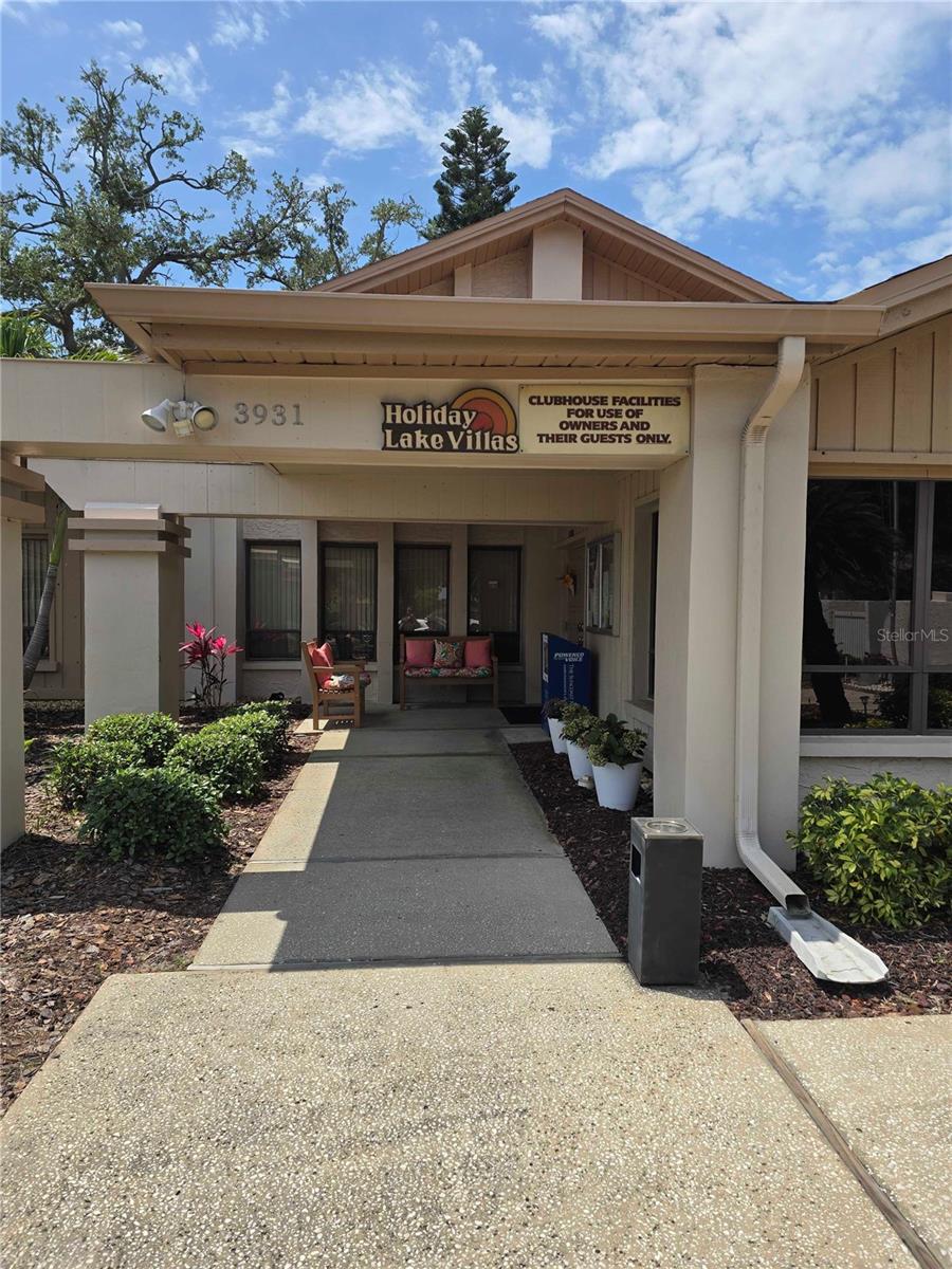 HOLIDAY LAKE VILLAS CONDO - Residential