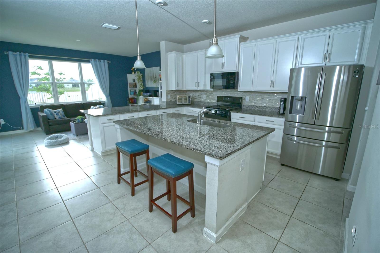LUCAYA LAKE CLUB PH 4B - Residential