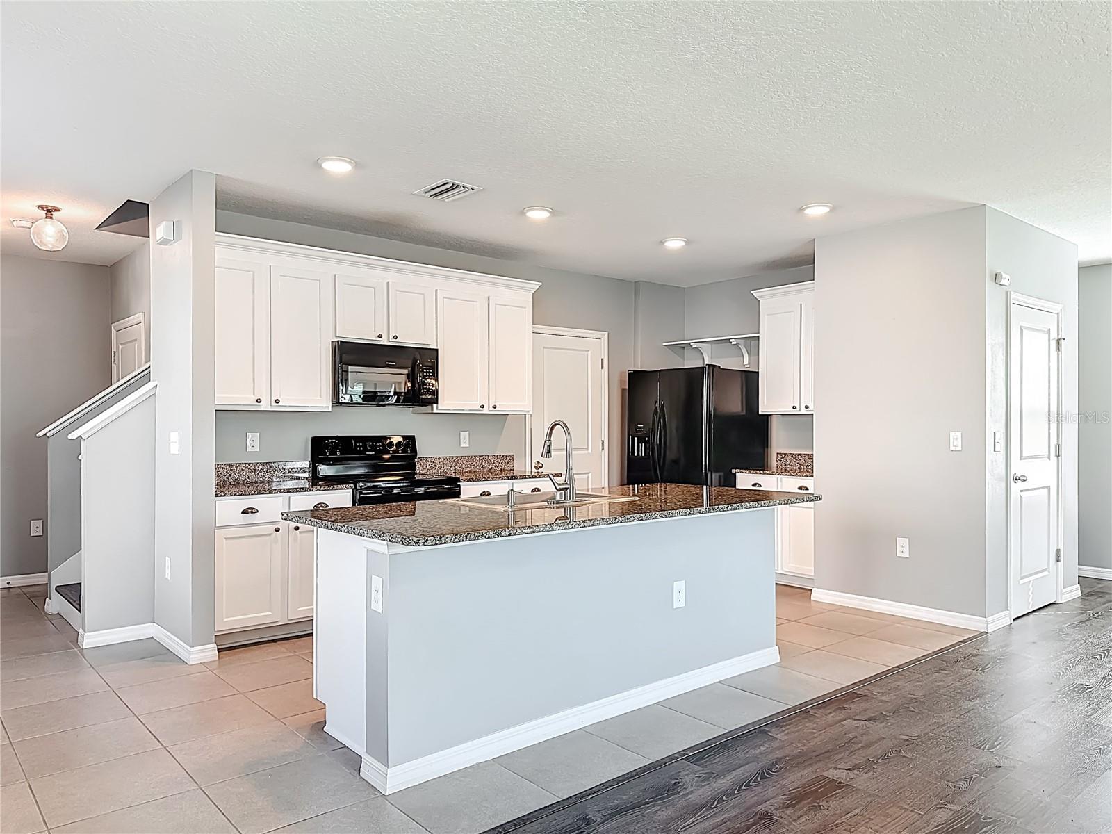 COTTAGES AT SAN LORENZO - Residential