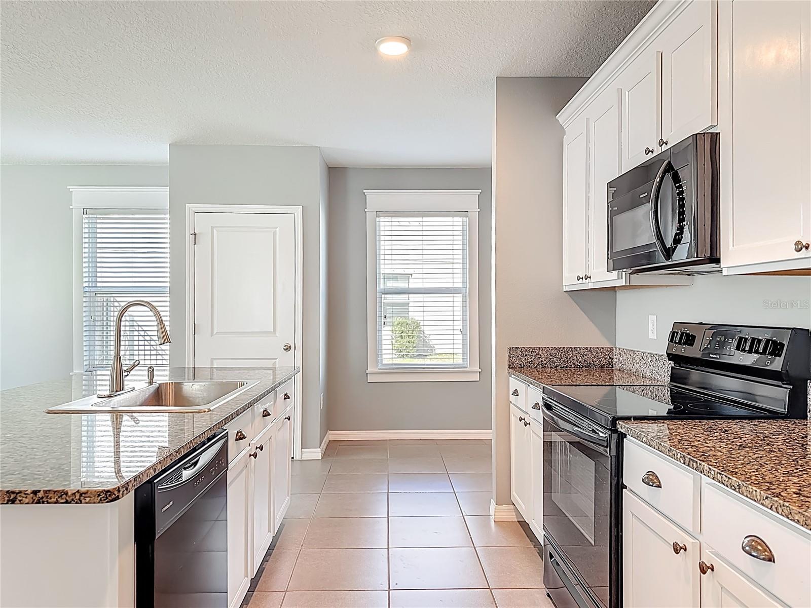 COTTAGES AT SAN LORENZO - Residential