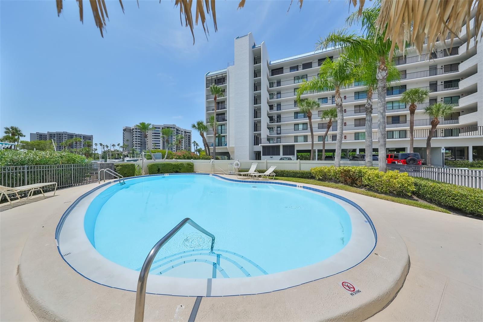 1591 GULF BOULEVARD 304S