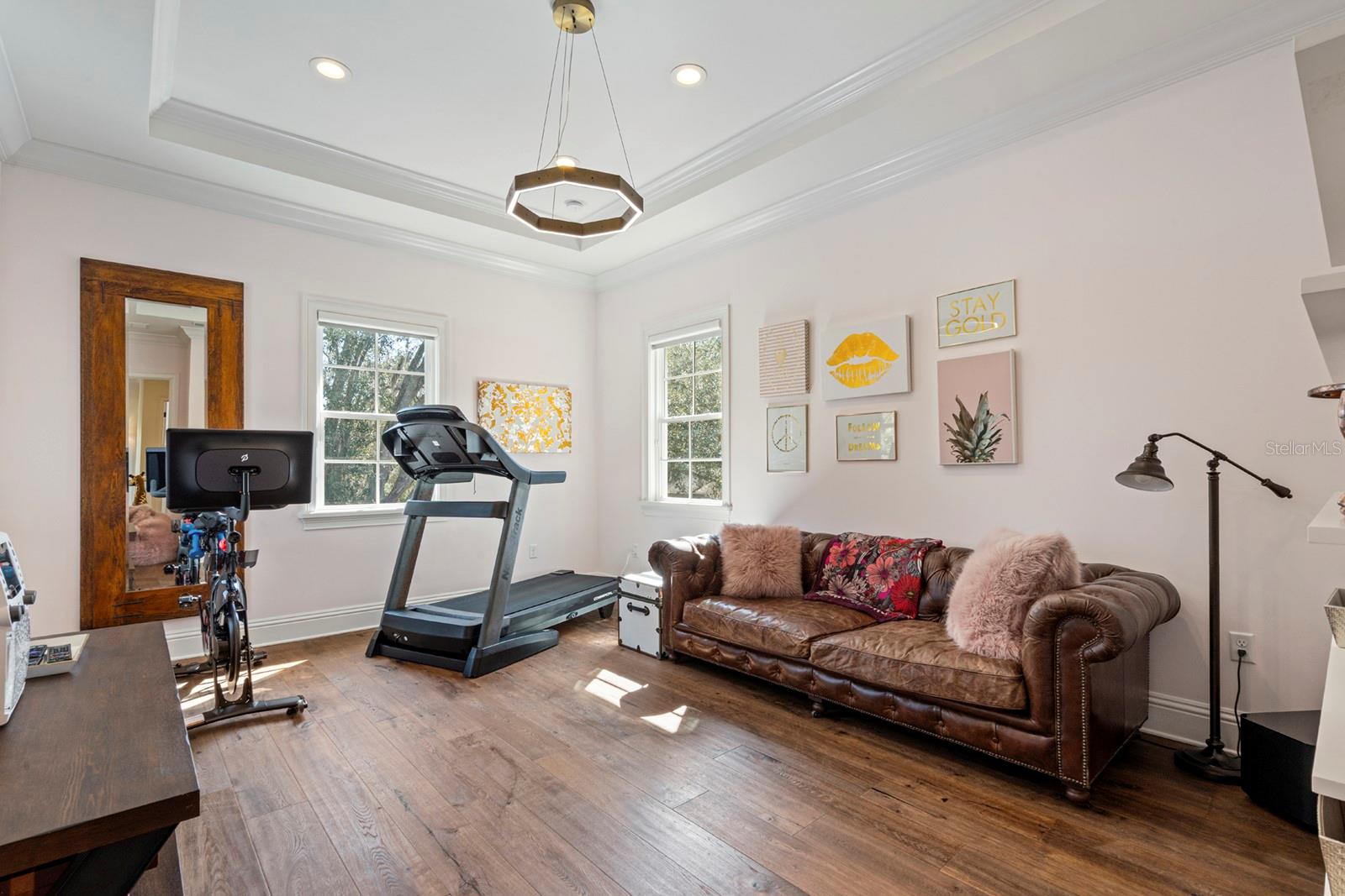 CHARMONT - Residential