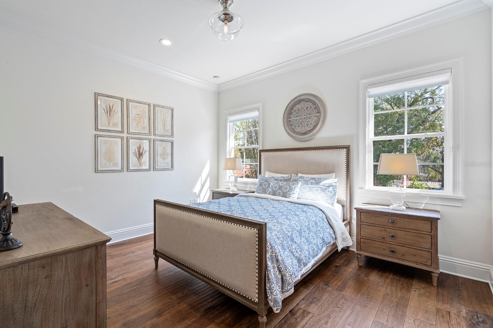 CHARMONT - Residential