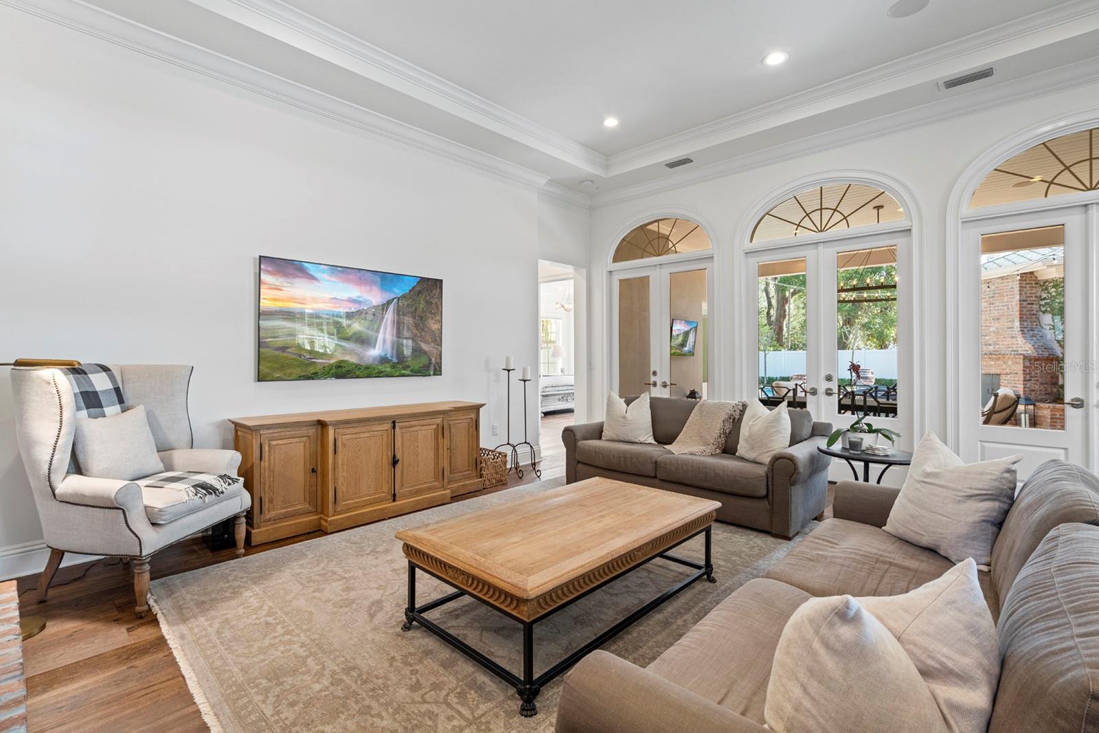 CHARMONT - Residential