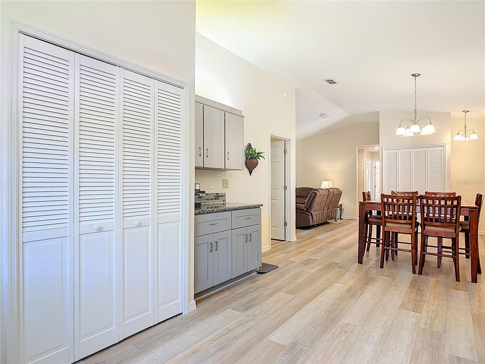 LIGHTHOUSE SHORES - Residential