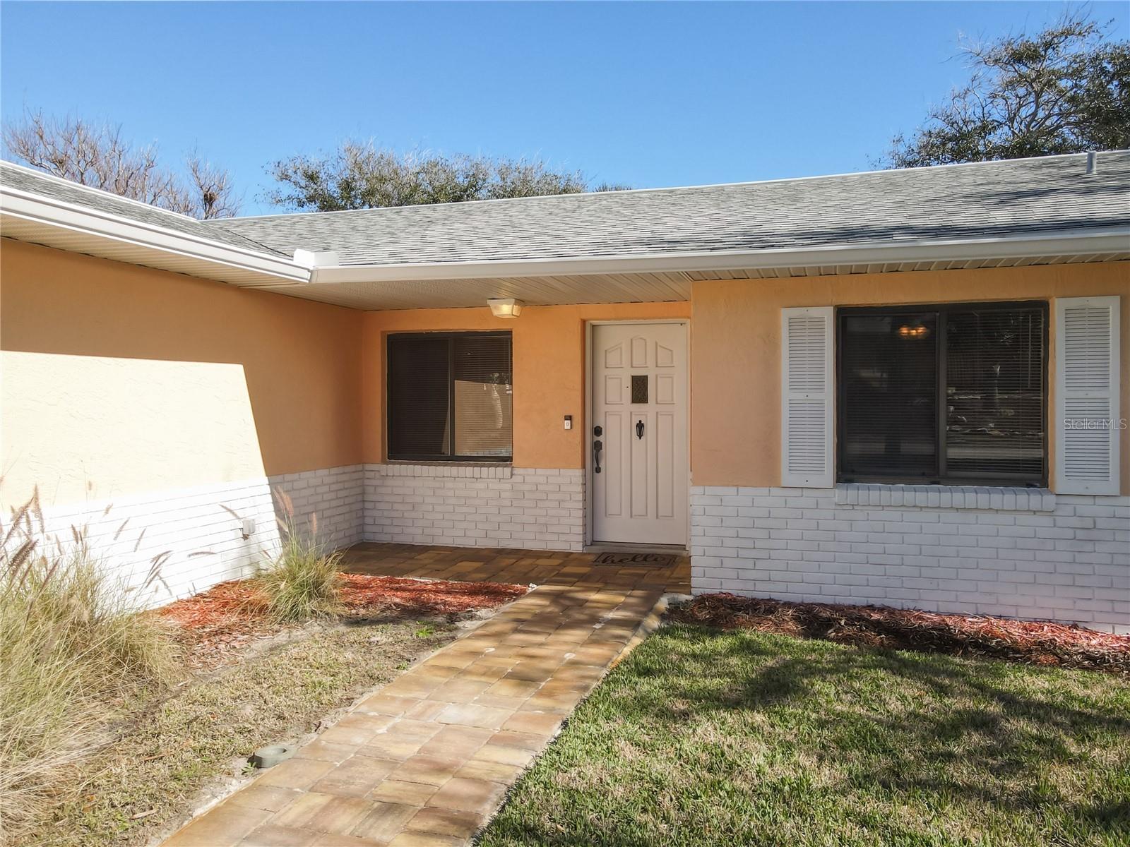 LIGHTHOUSE SHORES - Residential