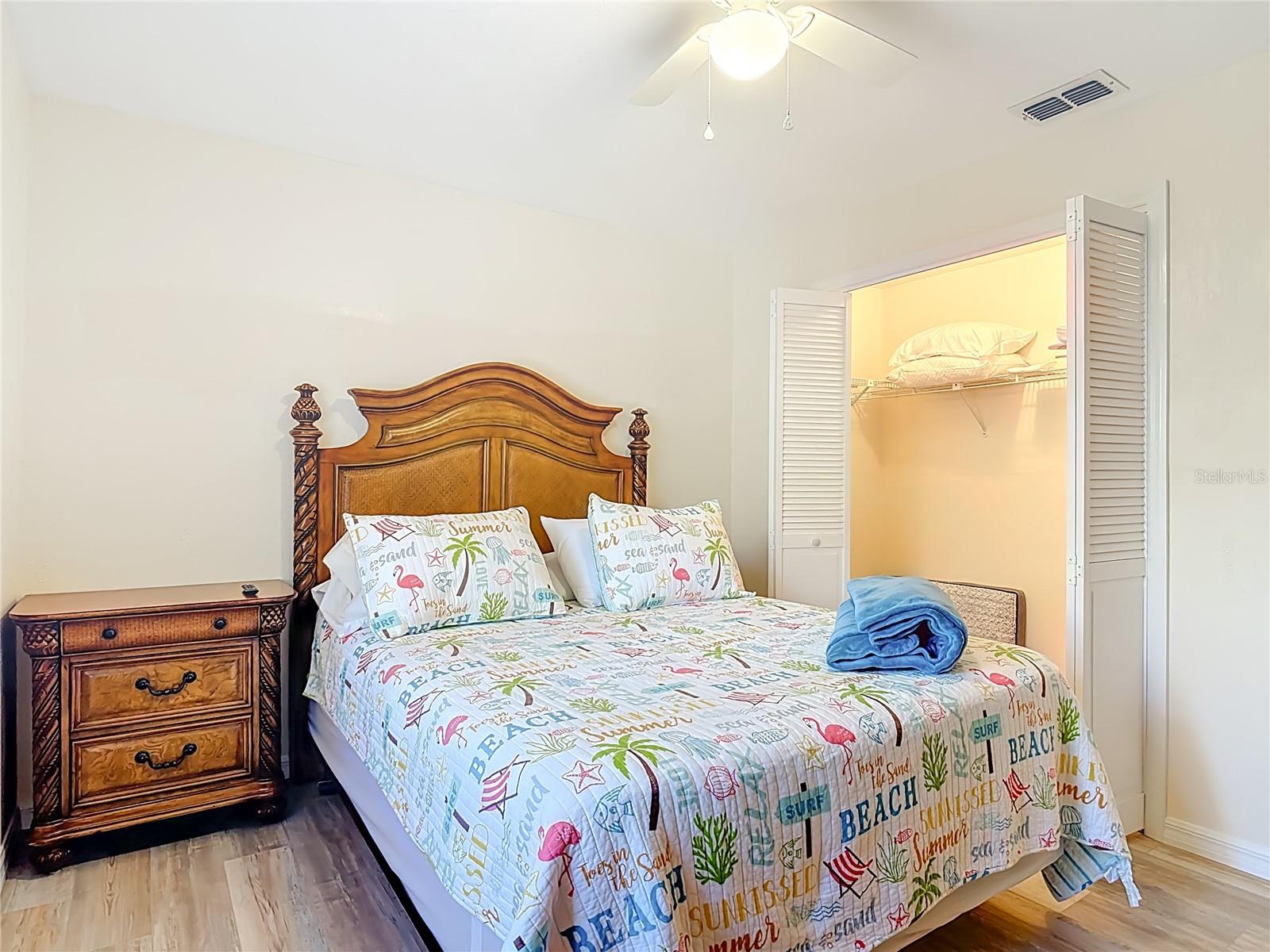 LIGHTHOUSE SHORES - Residential