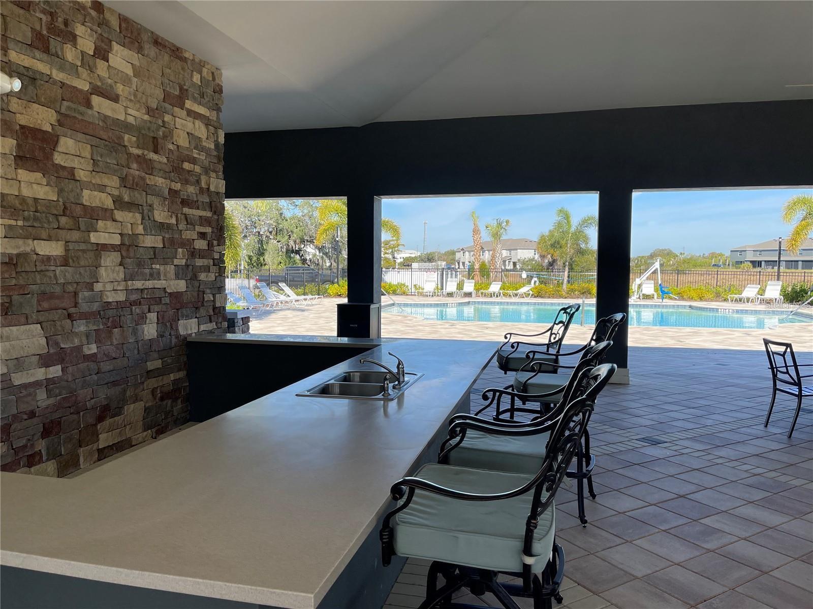 PROMENADE EAST - Residential Lease