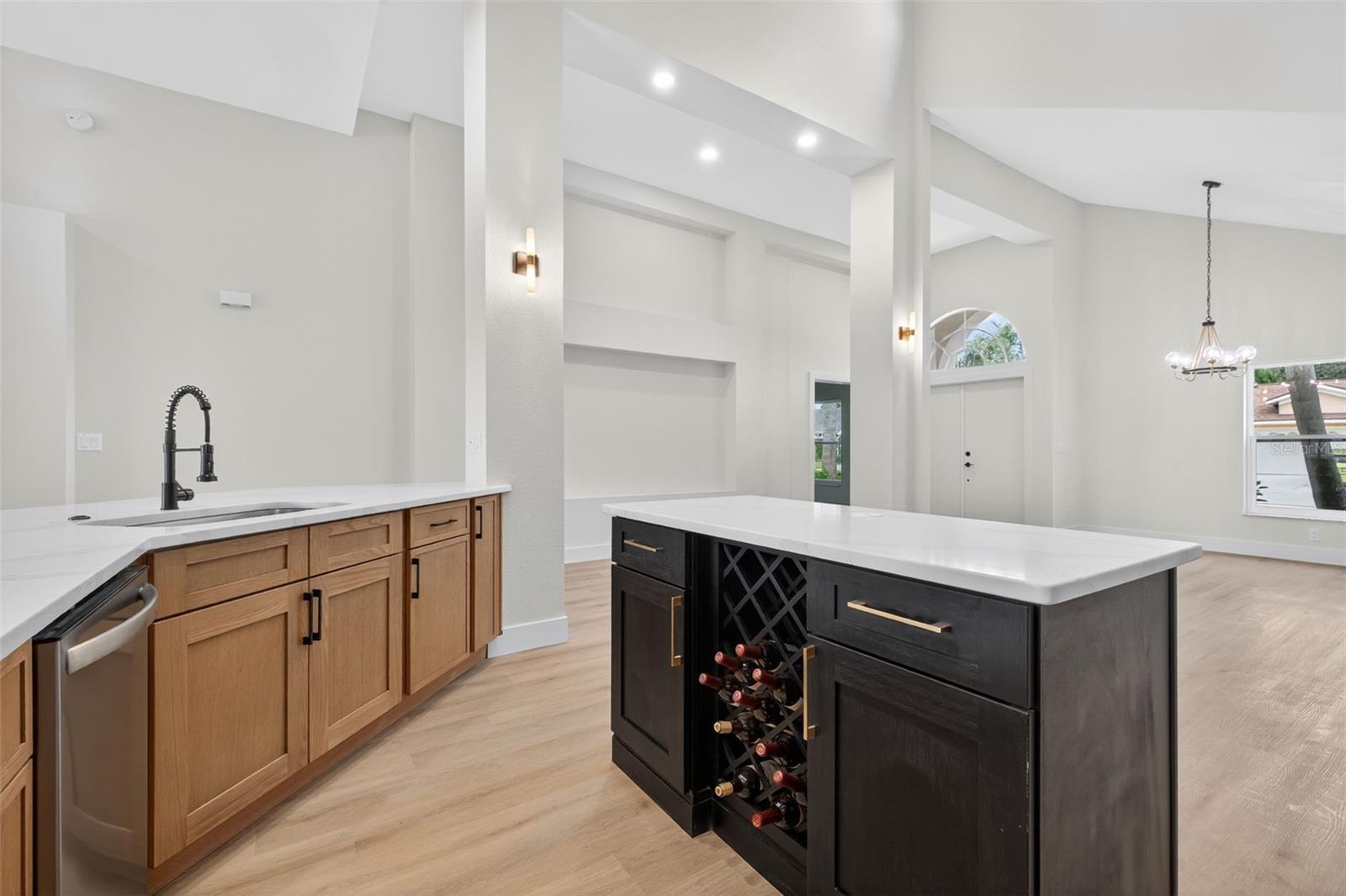 SOUTHERN OAKS - Residential