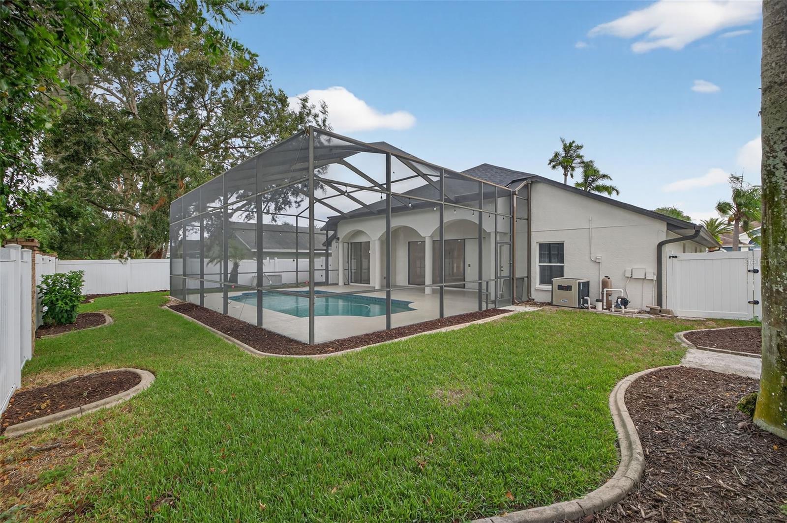 SOUTHERN OAKS - Residential