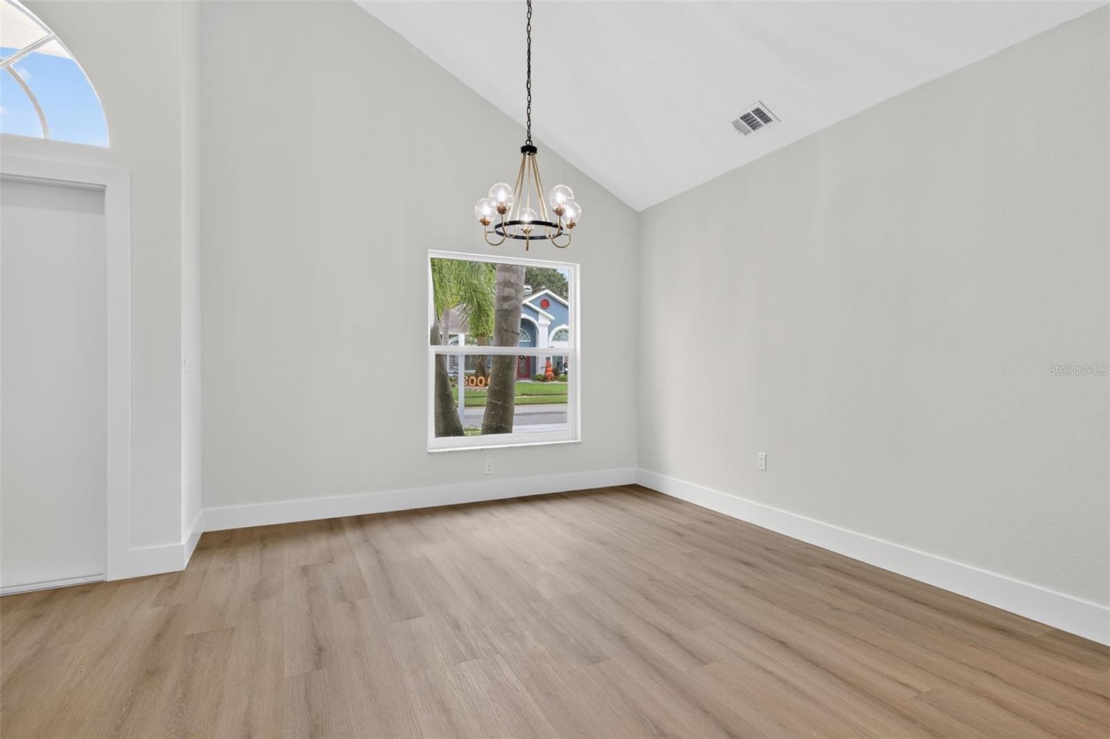 SOUTHERN OAKS - Residential