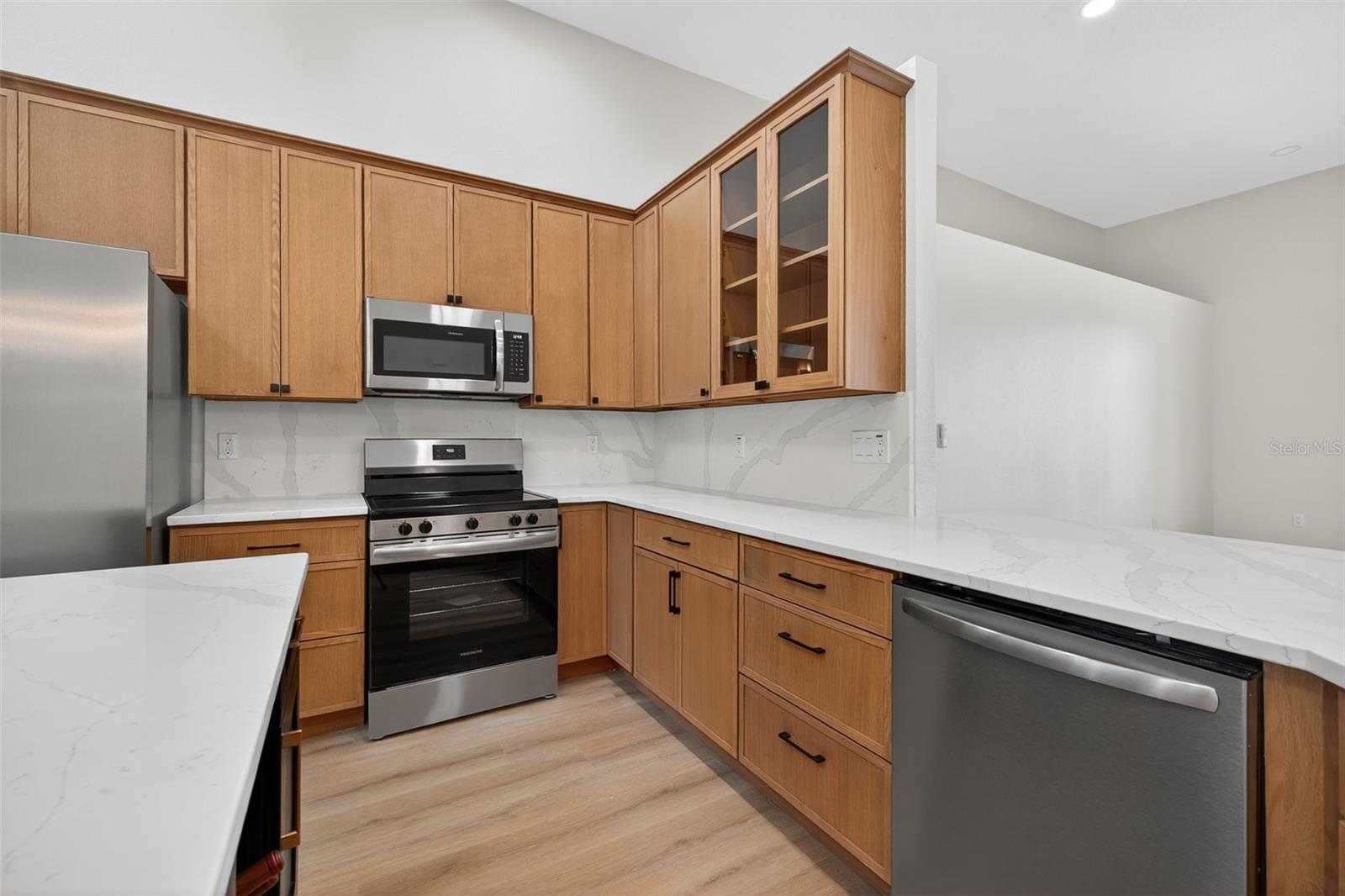 SOUTHERN OAKS - Residential