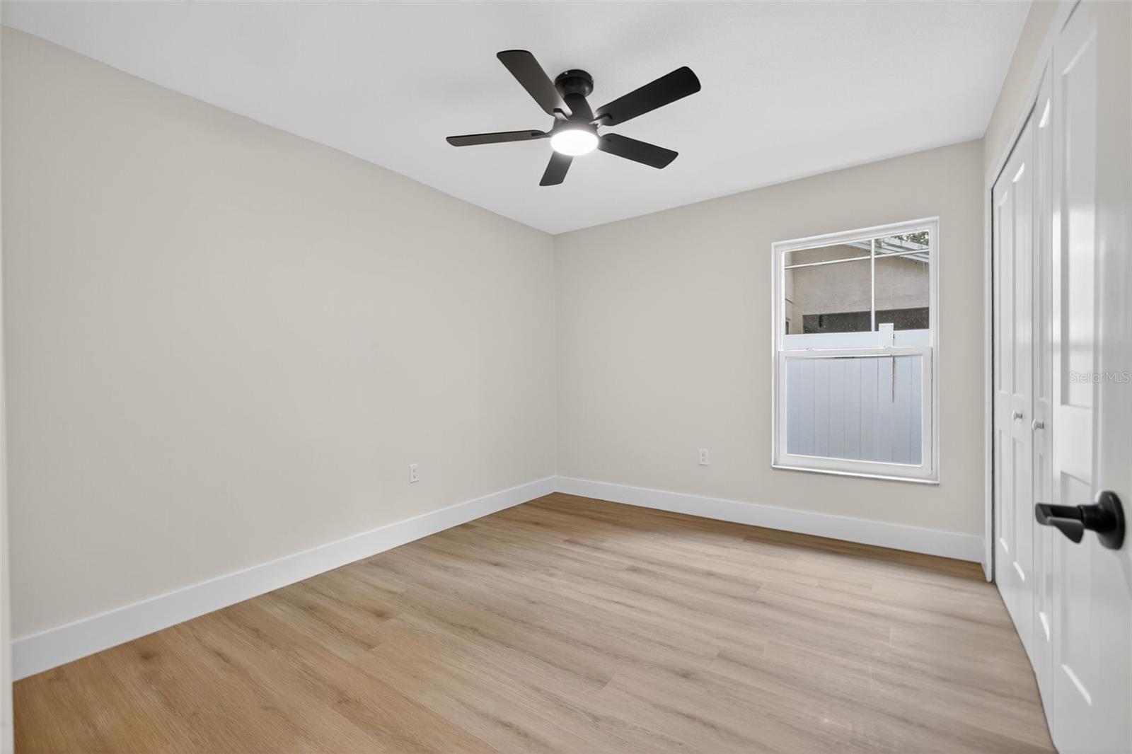SOUTHERN OAKS - Residential
