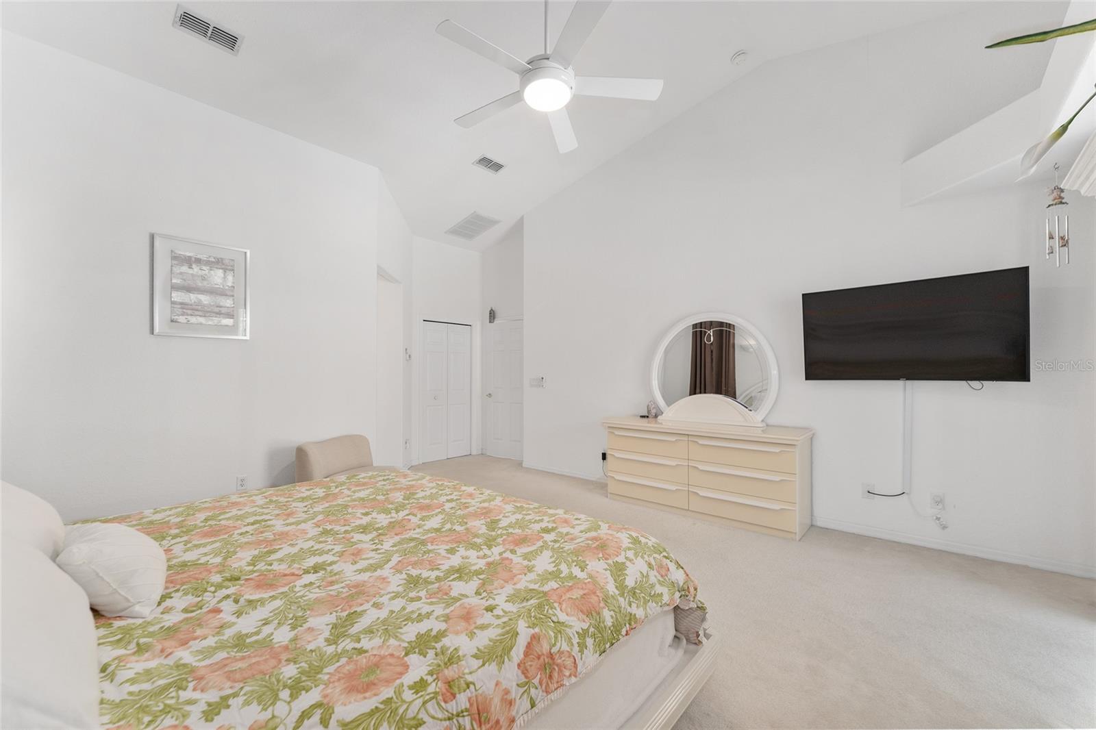 SILVER MDWS NORTH - Residential