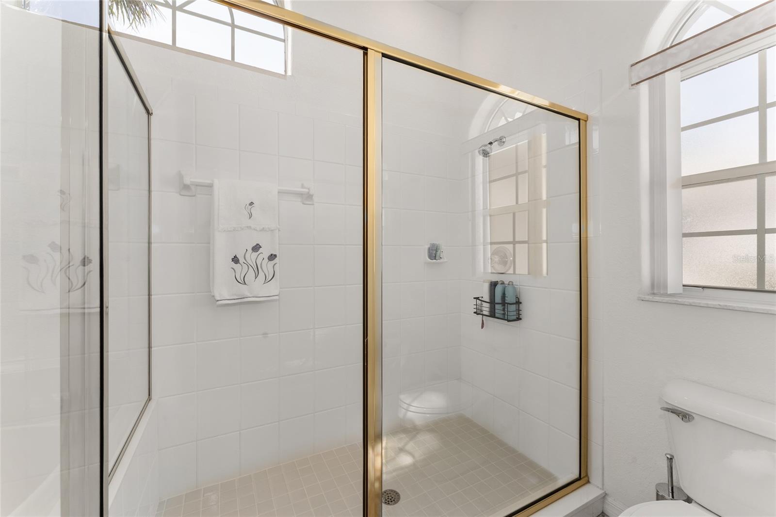 SILVER MDWS NORTH - Residential