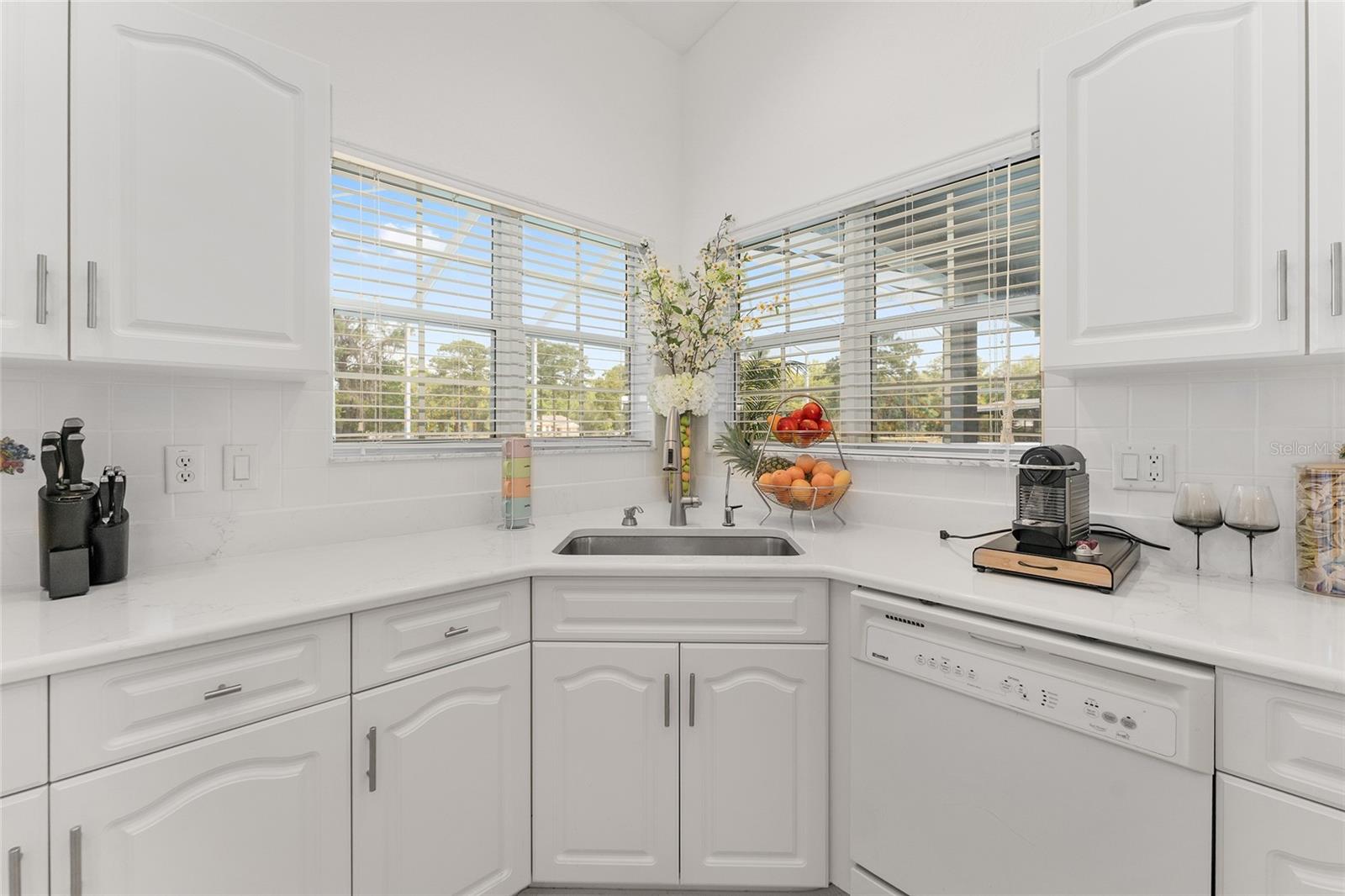 SILVER MDWS NORTH - Residential