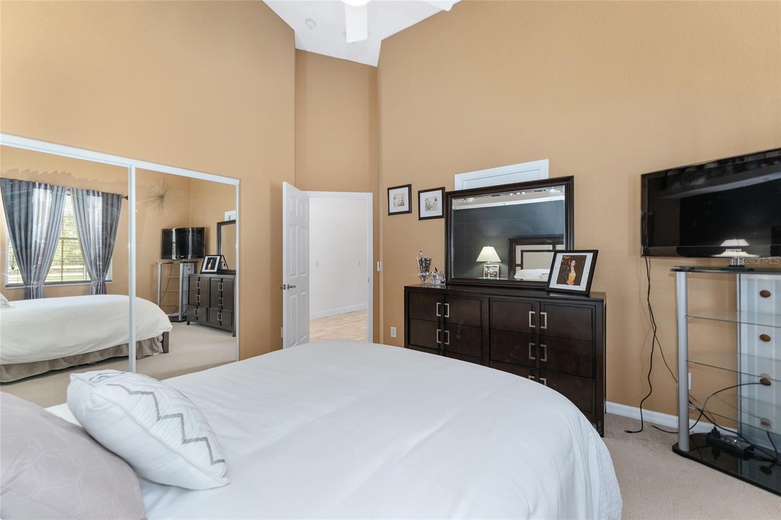 SILVER MDWS NORTH - Residential