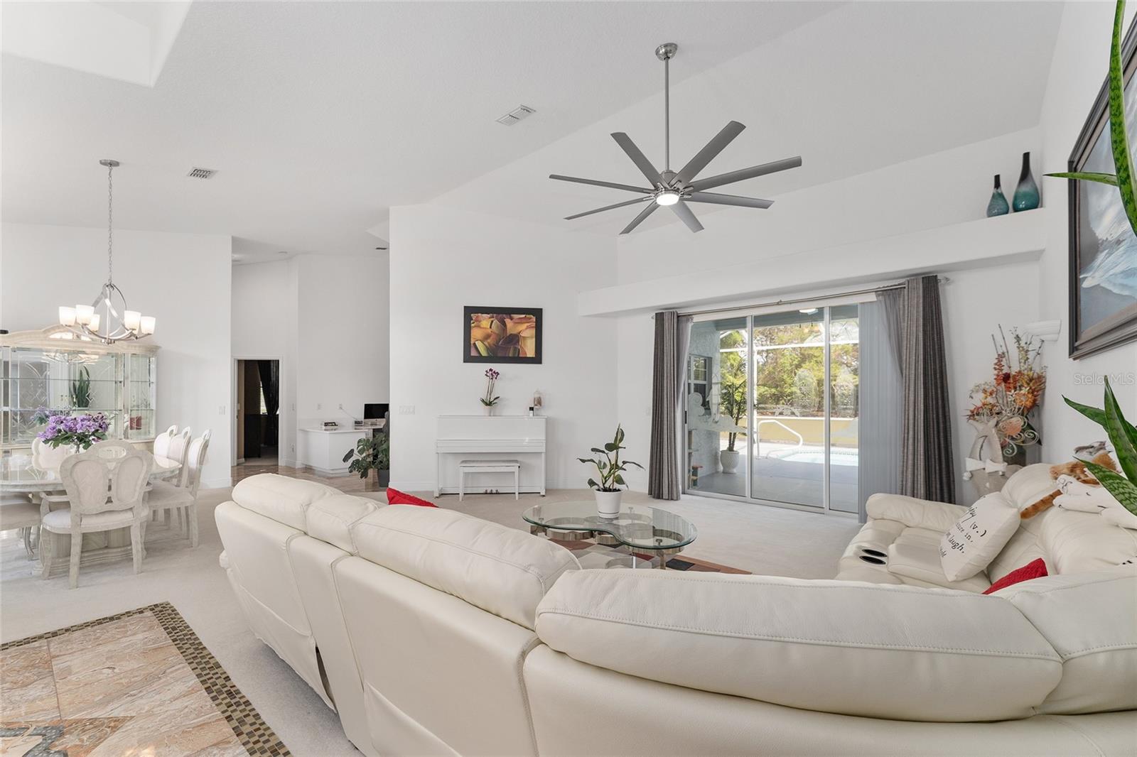 SILVER MDWS NORTH - Residential