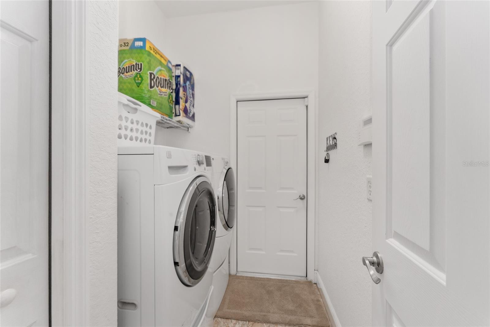 SILVER MDWS NORTH - Residential