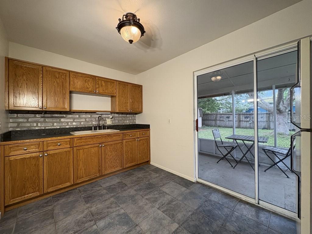 2920 SANKA DRIVE