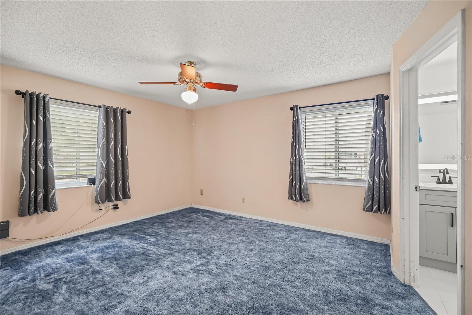 COACH HOMES AT MARINERS VILLAGE - Residential