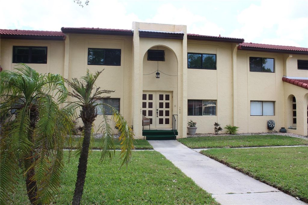 listing image 0