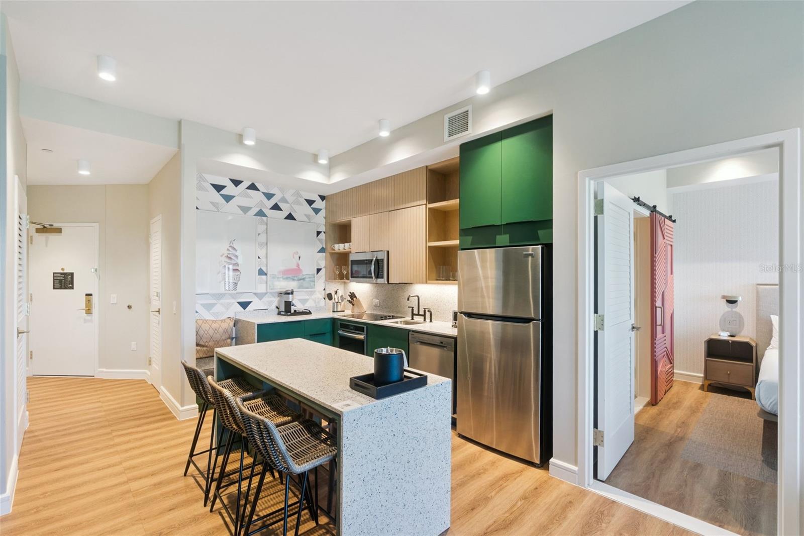 EMBASSY SUITES, SUNSET WALK HOTEL - Residential