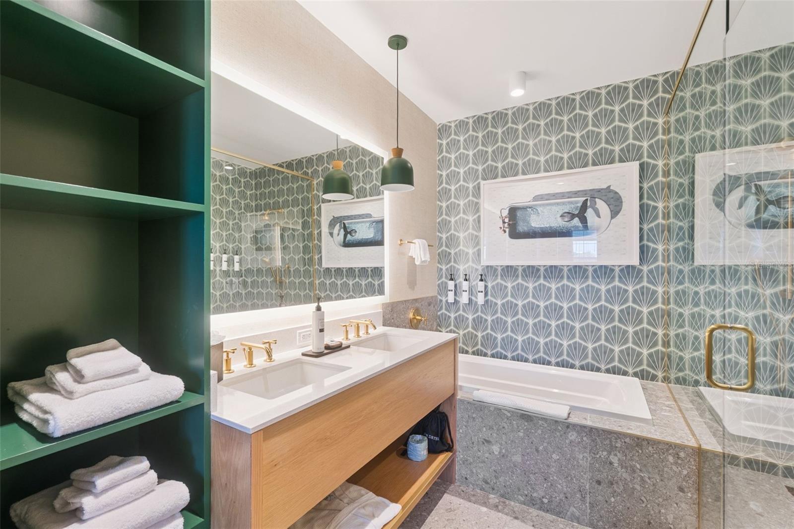 EMBASSY SUITES, SUNSET WALK HOTEL - Residential