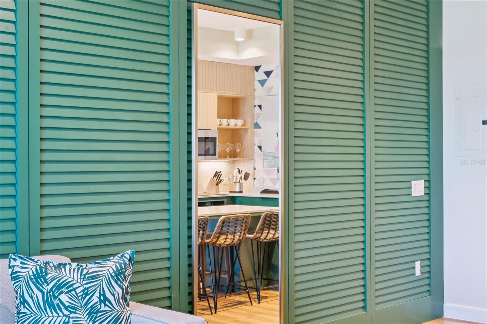 EMBASSY SUITES, SUNSET WALK HOTEL - Residential