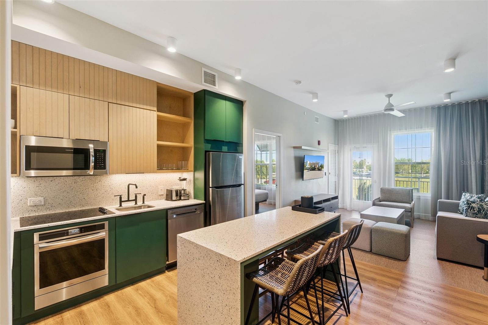 EMBASSY SUITES, SUNSET WALK HOTEL - Residential