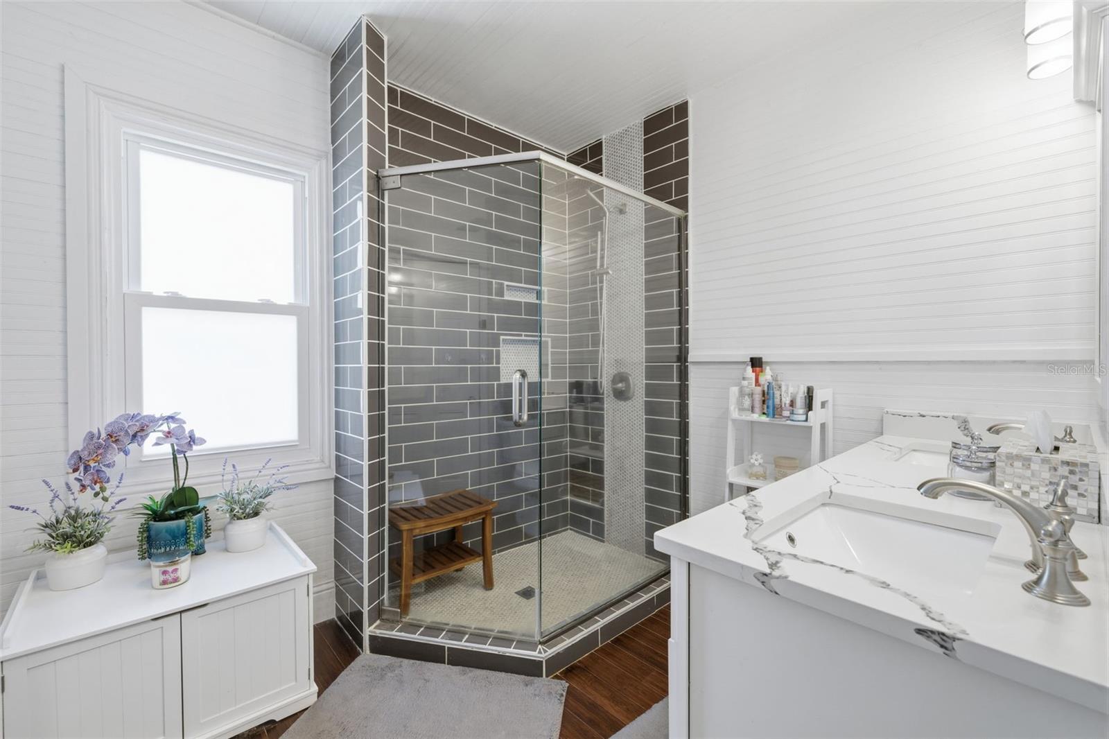 HIGHLAND TERRACE - Residential